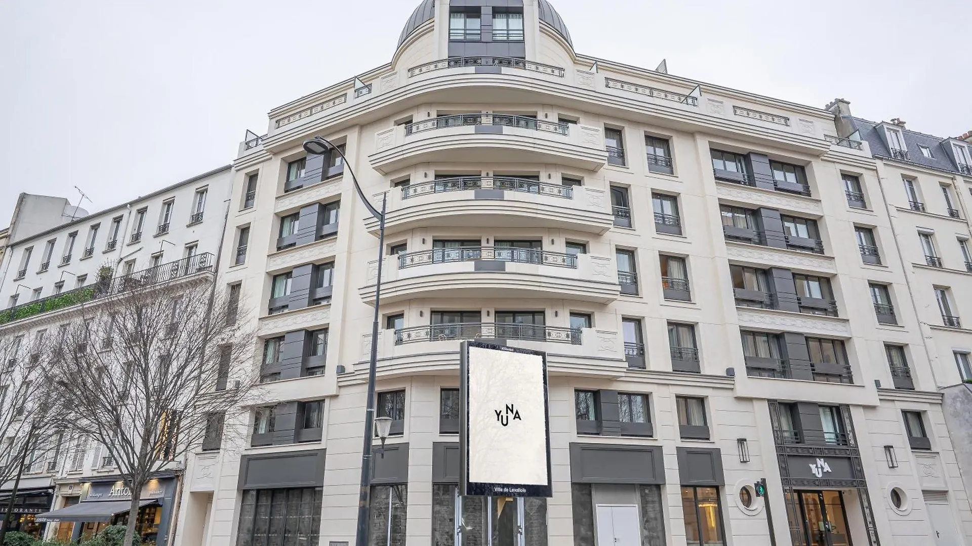 Aparthotel Yuna Porte-maillot -