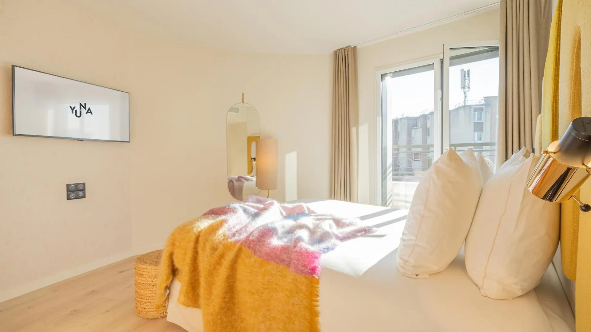 Aparthotel Yuna Porte-maillot - 4*