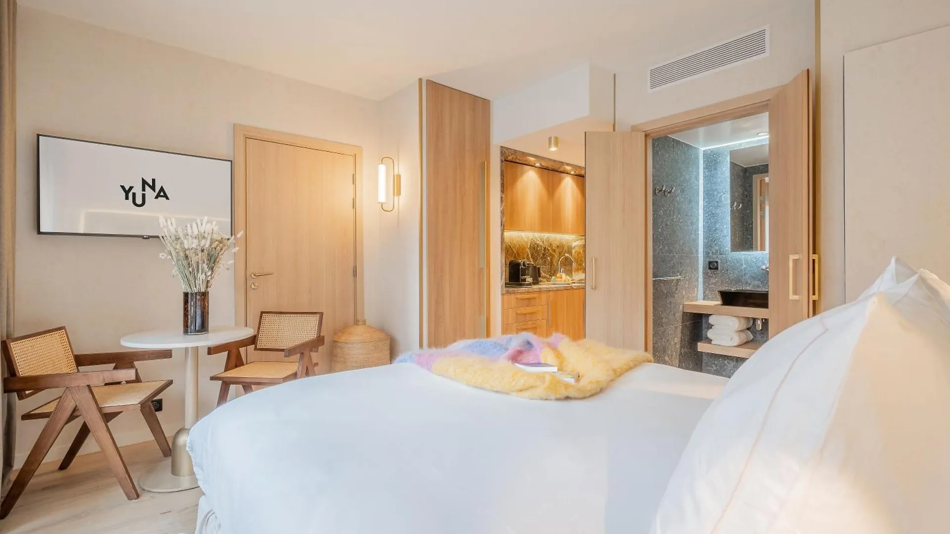Yuna Porte-maillot - Aparthotel 4*