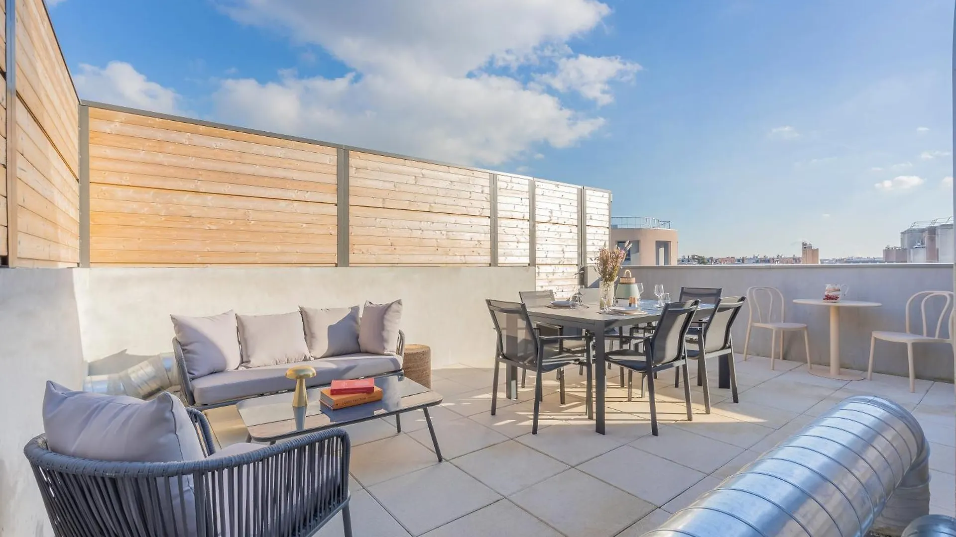Yuna Porte-maillot - Lejlighedshotel Levallois-Perret
