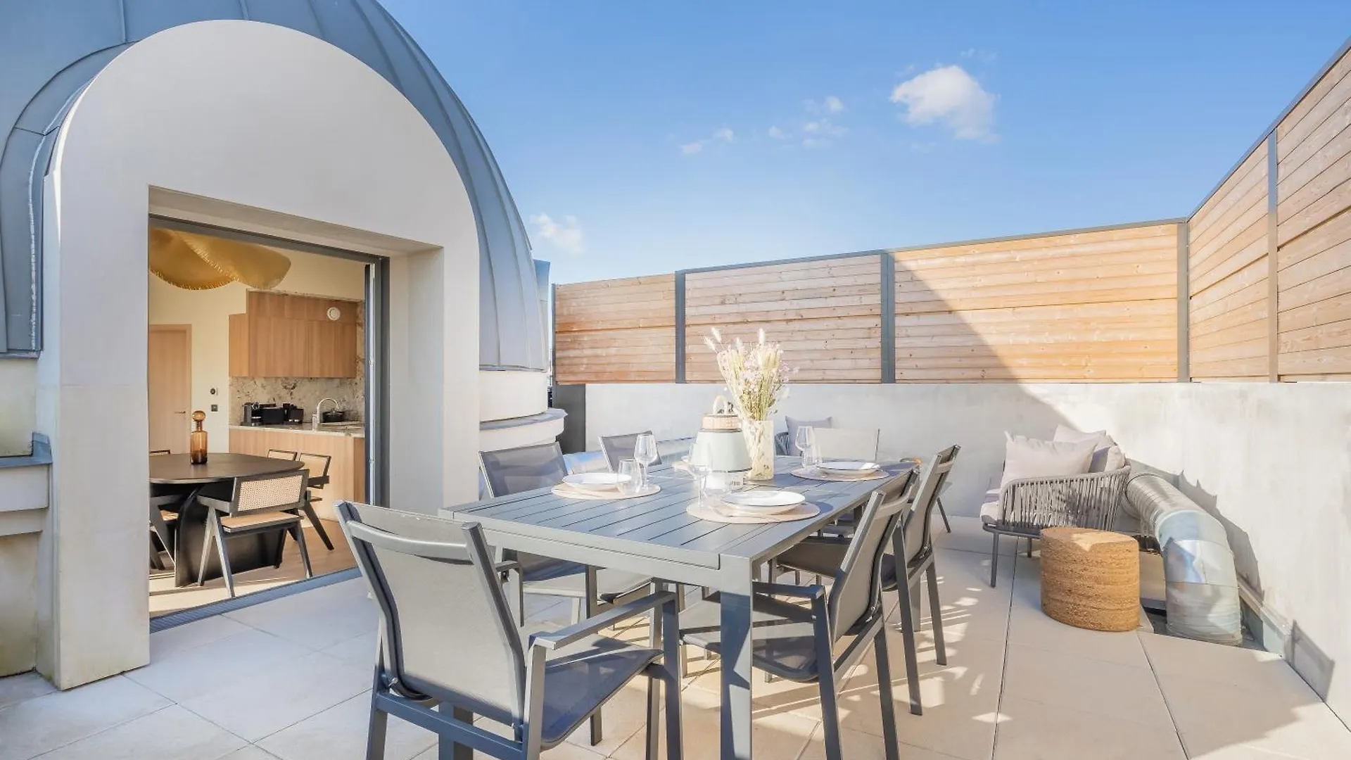 Aparthotel Yuna Porte-maillot - Levallois-Perret