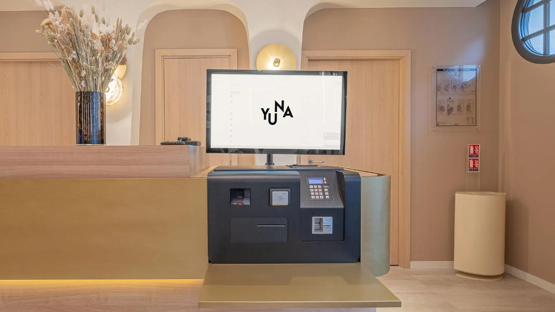 Yuna Porte-maillot - Aparthotel