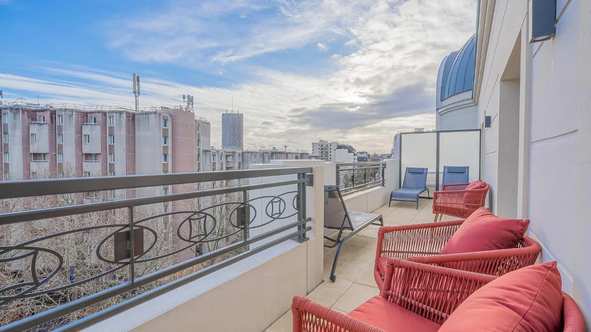 Yuna Porte-maillot - 4* Levallois-Perret