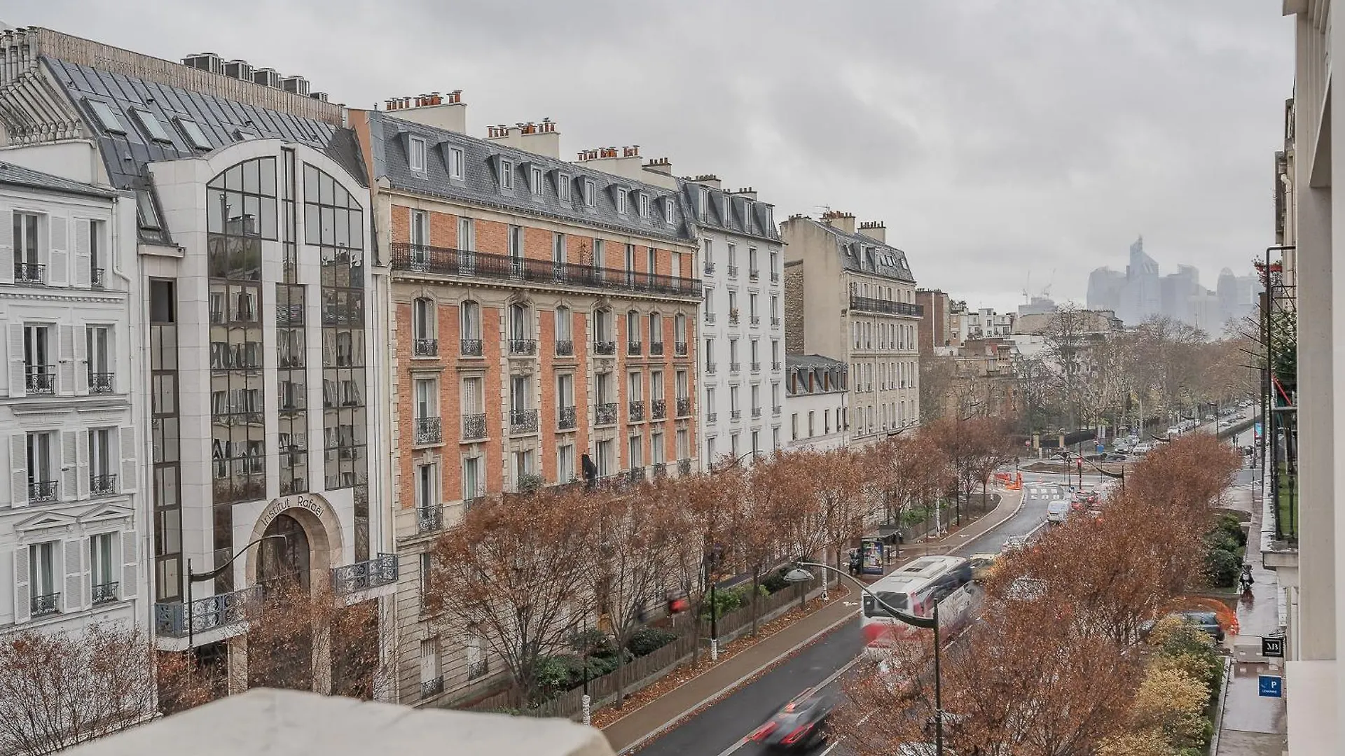 Yuna Porte-maillot - Aparthotel 4*