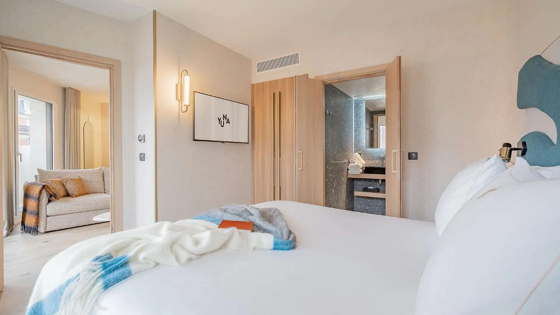 Yuna Porte-maillot - Aparthotel